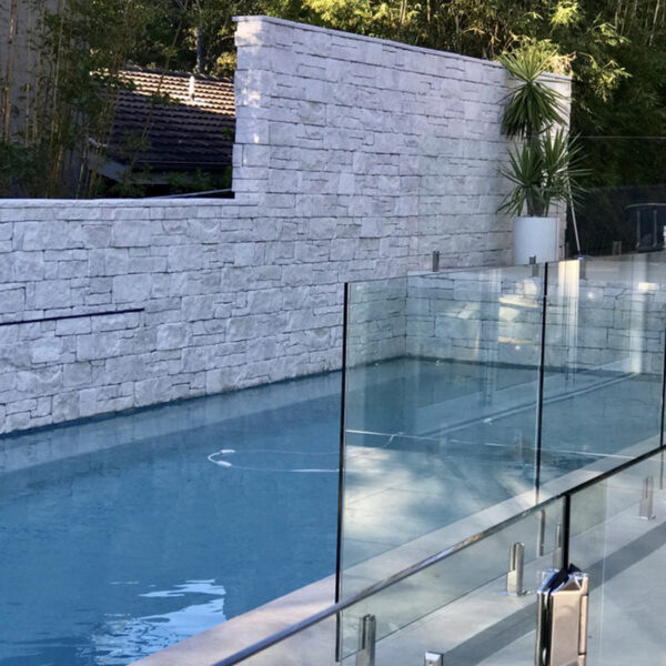 Dry Stacked | Limestone | Pool Feature Wall
